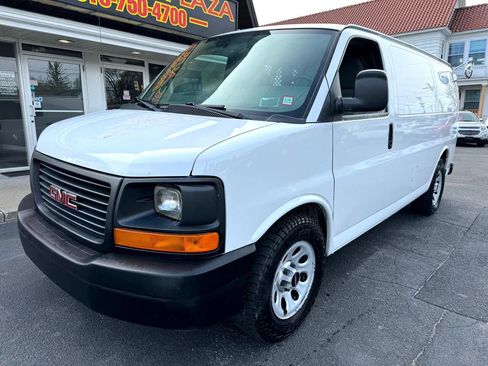Used 2013 GMC Savana 1500 AWD image 3