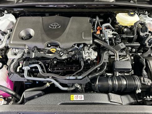 Used 2026 Toyota Camry LE FWD image 11