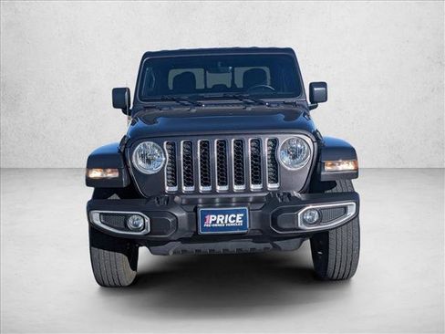 Used 2023 Jeep Gladiator Overland w/ Cold Weather Group image 2