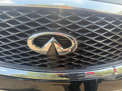 Used 2017 INFINITI QX80 4WD w/ Deluxe Technology Package image 23