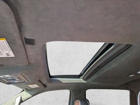 Used 2025 GMC Sierra 3500 Denali Ultimate image 18