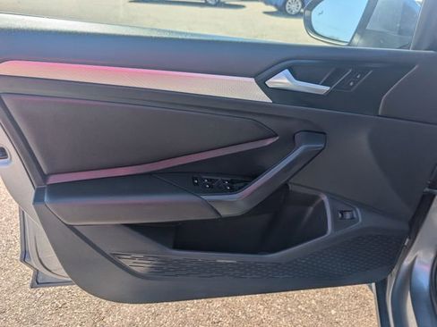 Used 2019 Volkswagen Jetta FWD image 9