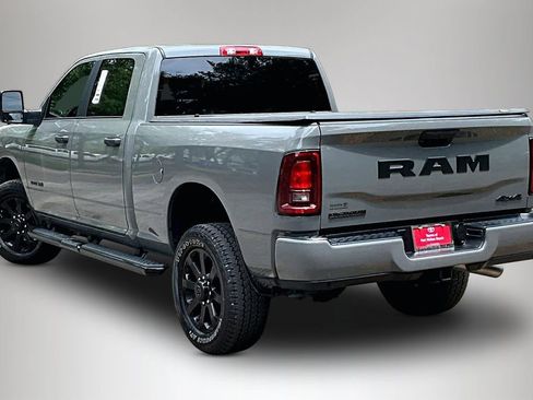 Used 2026 RAM 2500 Big Horn AWD/4WD image 4