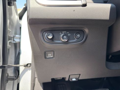 Used 2021 GMC Terrain SLT w/ Elevation Edition FWD image 23