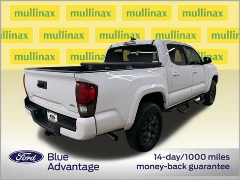 Used 2023 Toyota Tacoma SR5 w/ Technology Package RWD image 3