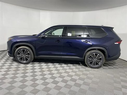 New 2026 Toyota Grand Highlander AWD Hybrid image 4