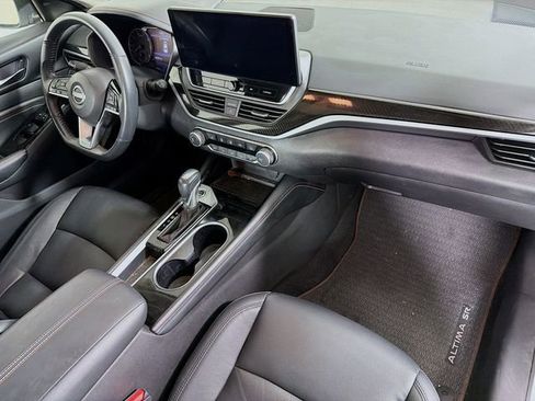 Certified 2023 Nissan Altima 2.5 SR w/ SR Premium Package FWD image 36