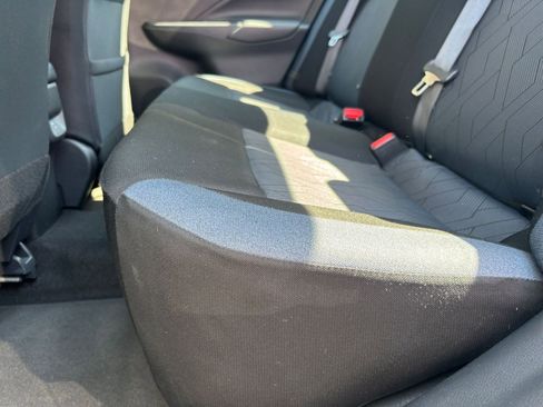 Used 2025 Nissan Versa SV image 25