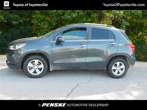Used 2018 Chevrolet Trax LT w/ LT Convenience Package AWD/4WD image 7