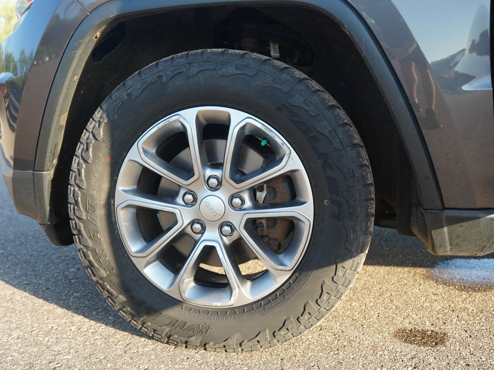 Used 2014 Jeep Grand Cherokee Limited w/ Trailer Tow Group IV AWD/4WD image 30