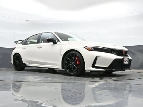 Used 2023 Honda Civic Type R image 45