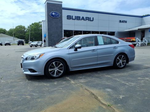 Used 2016 Subaru Legacy 2.5i Limited AWD/4WD image 4