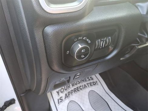 Used 2025 RAM 1500 Big Horn image 25