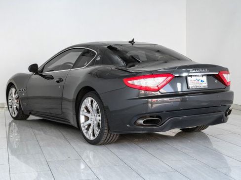 Used 2011 Maserati GranTurismo S RWD image 8
