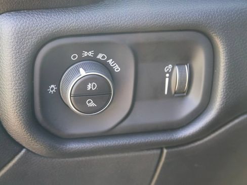 New 2026 RAM 2500 Tradesman AWD/4WD image 21