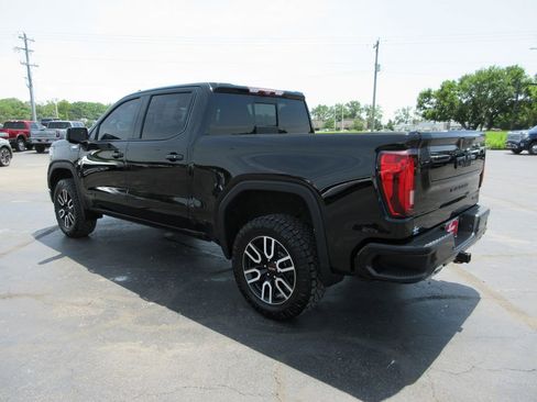 Used 2021 GMC Sierra 1500 AT4 w/ AT4 Value Package AWD/4WD image 10