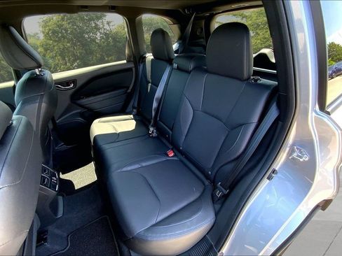 Used 2025 Subaru Forester Limited AWD/4WD image 21
