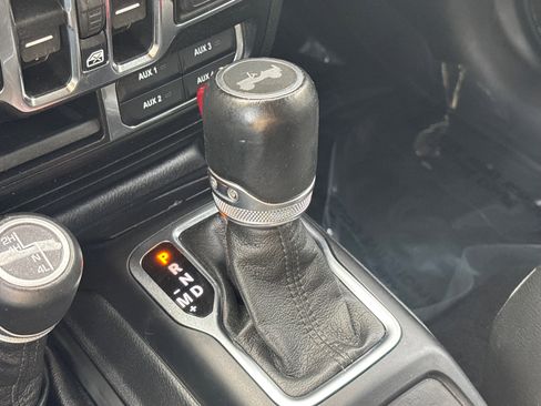 Used 2021 Jeep Wrangler Unlimited Sahara image 56