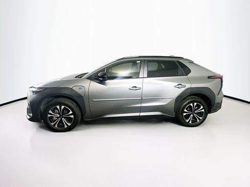 Used 2024 Subaru Solterra AWD/4WD image 4
