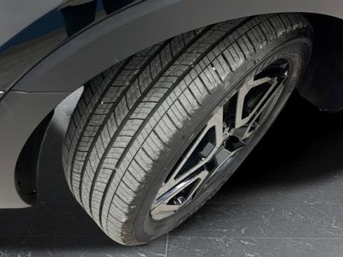 Used 2025 Kia Telluride EX X-Line image 31