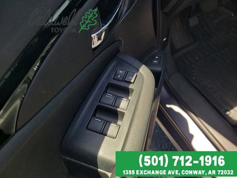 Used 2022 Honda Pilot Touring image 11