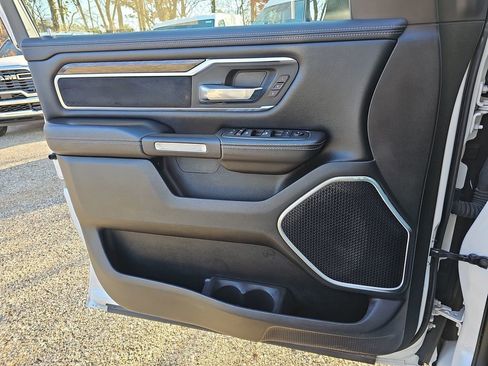 Used 2020 RAM 1500 Laramie image 26