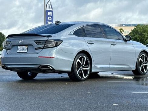 Used 2022 Honda Accord Sport image 4