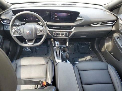 Used 2024 Buick Envista Sport Touring w/ Convenience I Package image 15