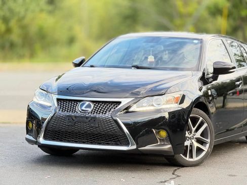 Used 2016 Lexus CT 200h FWD image 32