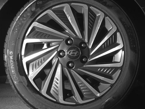 Used 2025 Hyundai Sonata SEL image 15