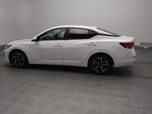 Used 2025 Nissan Sentra SV FWD image 3