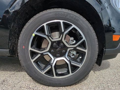 New 2025 Ford Maverick Lariat w/ 4K Tow Package image 11