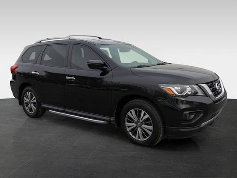 Used 2020 Nissan Pathfinder SV image 12