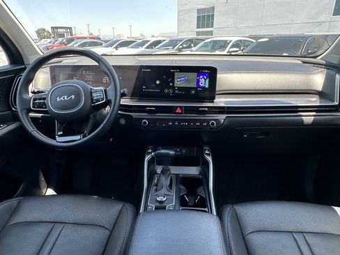 Used 2025 Kia Sorento S w/ Panoramic Sunroof Package FWD image 22