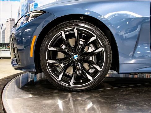Used 2027 BMW 430i Coupe w/ M Sport Package AWD/4WD image 7