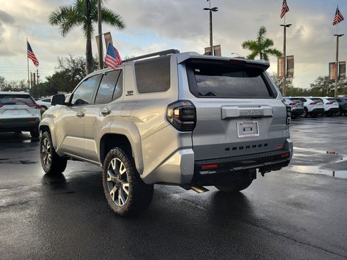 Used 2025 Toyota 4Runner Limited image 8