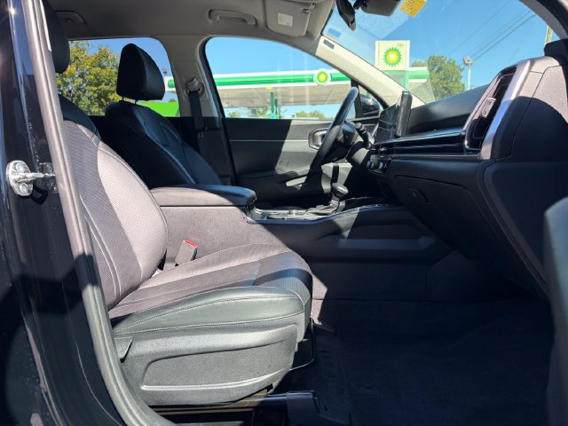 Certified 2025 Kia Sorento S AWD/4WD image 26
