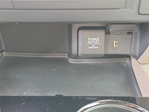 Used 2018 Honda Ridgeline RTL-E image 29