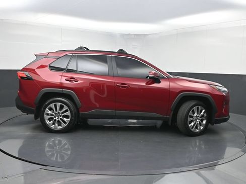 Used 2025 Toyota RAV4 XLE Premium FWD image 42