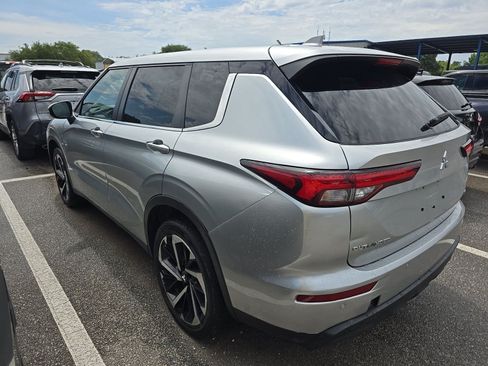 Used 2023 Mitsubishi Outlander SE FWD image 8