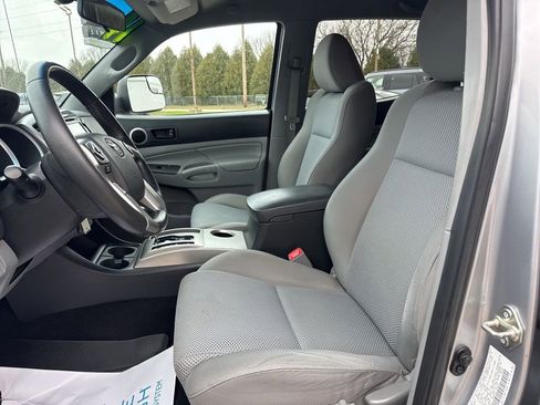 Used 2014 Toyota Tacoma 4x4 Double Cab w/ TRD Sport Package image 7