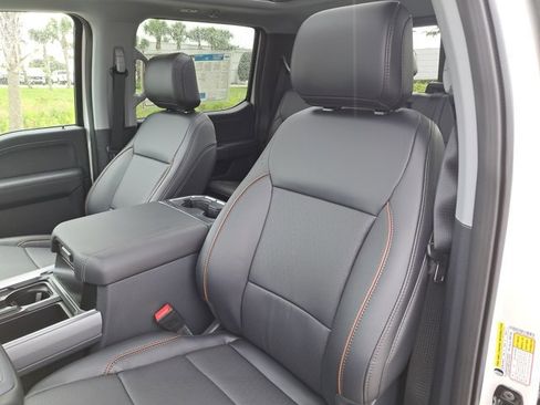 New 2025 Ford F350 Lariat w/ Lariat Ultimate Package image 20