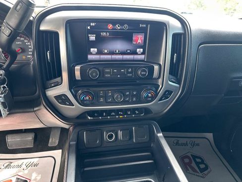Used 2015 GMC Sierra 1500 SLT w/ SLT Crew Cab Value Package AWD/4WD image 10