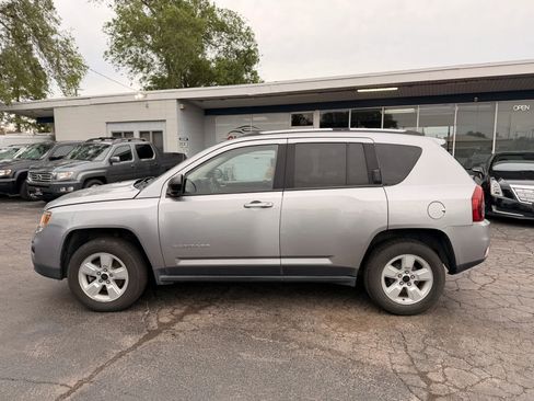 Used 2016 Jeep Compass Sport w/ Power Value Group FWD image 7