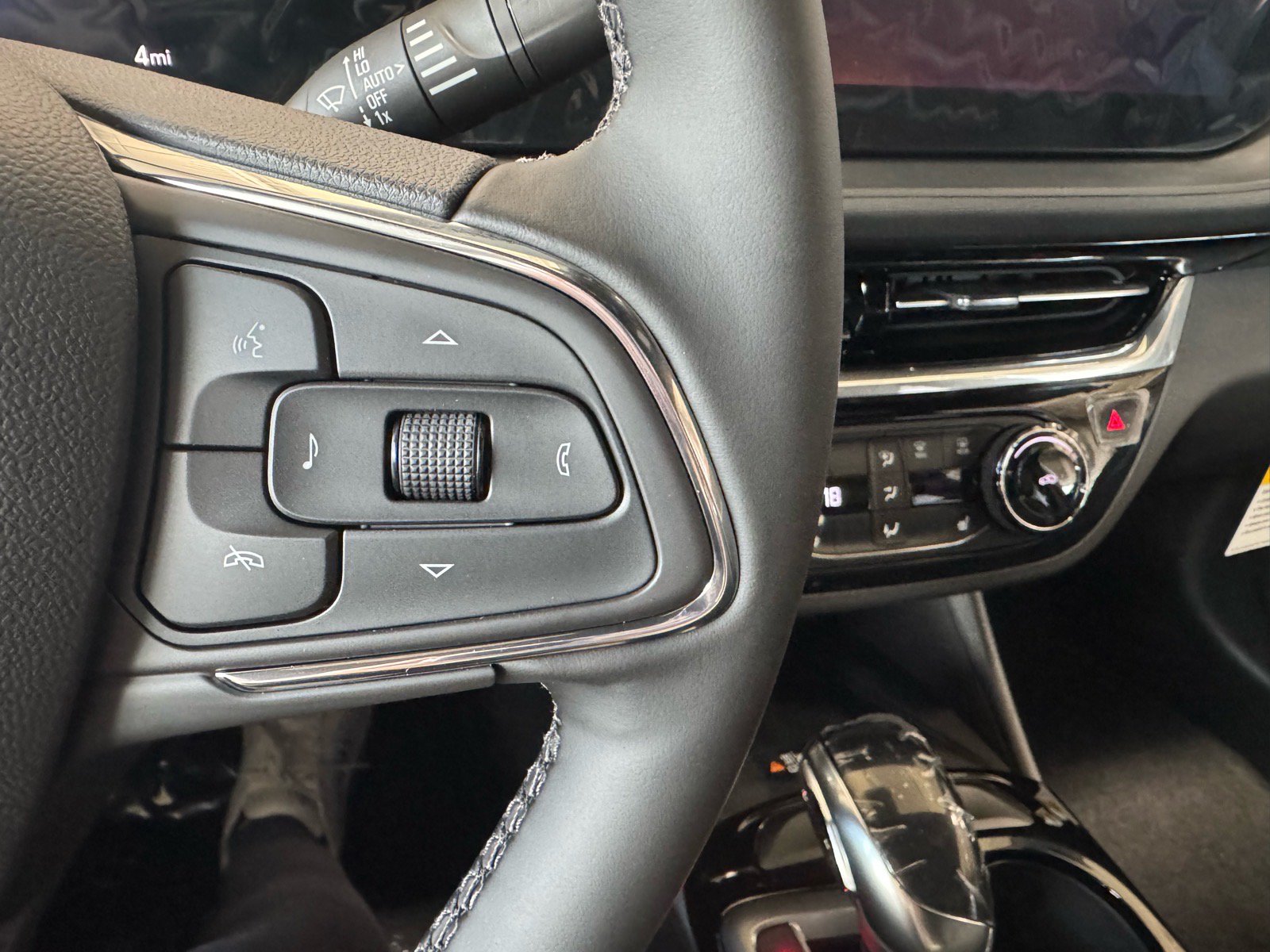 New 2026 Buick Envista Sport Touring w/ Convenience I Package FWD image 28