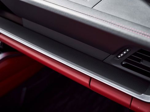 Used 2022 Porsche 911 Turbo S w/ 911 Turbo Sportdesign Package image 40