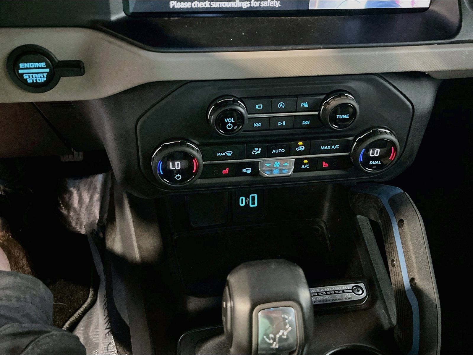 Used 2023 Ford Bronco Wildtrak AWD/4WD image 16