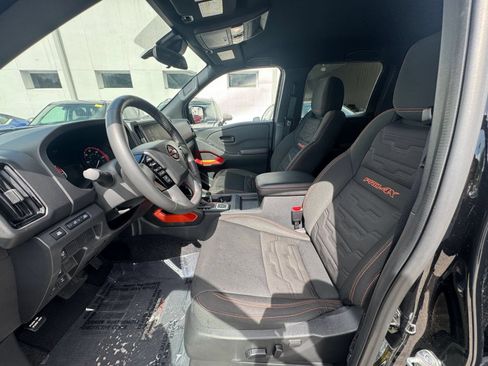 Used 2026 Nissan Frontier PRO-4X AWD/4WD image 27