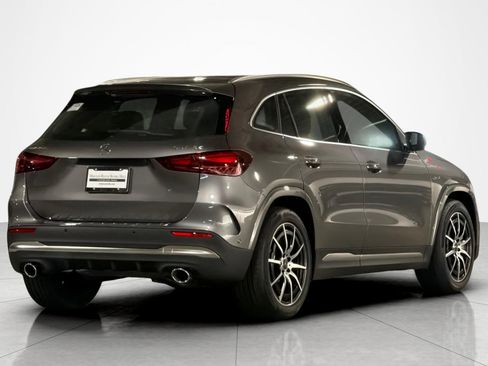 New 2026 Mercedes-Benz GLA 35 AMG 4MATIC image 5