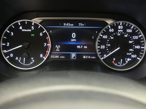 Used 2022 Nissan Sentra SV FWD image 13